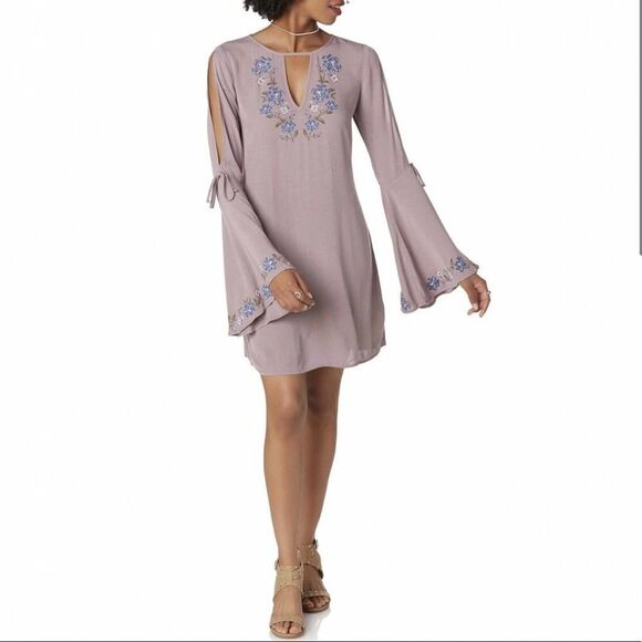 BONGO Embroidered Bell Sleeve cold shoulder swing Boho Hippie Dress - Picture 1 of 8